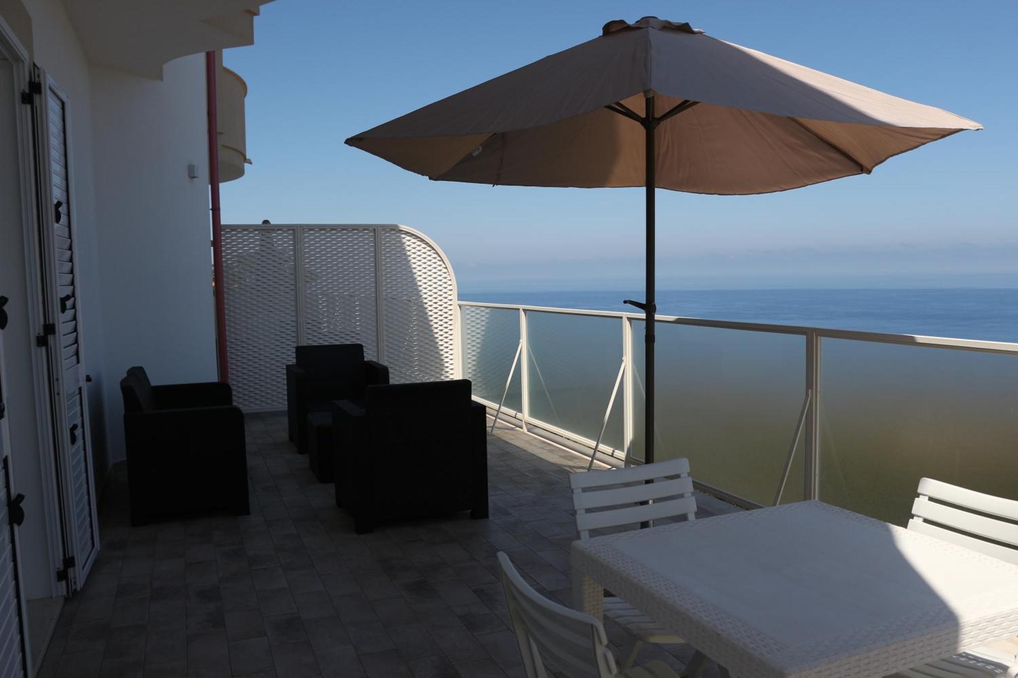 الشقق الفندقية Ciaramitiفي  Bloom Tropea المظهر الخارجي الصورة